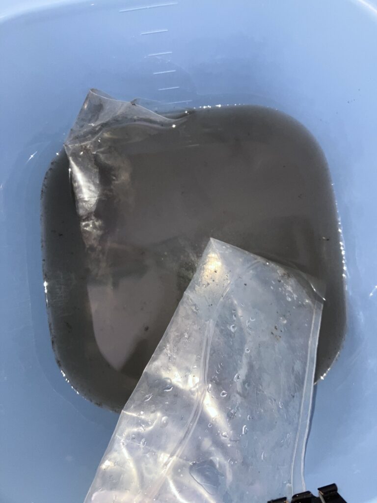 エアコンクリーニングででた汚水