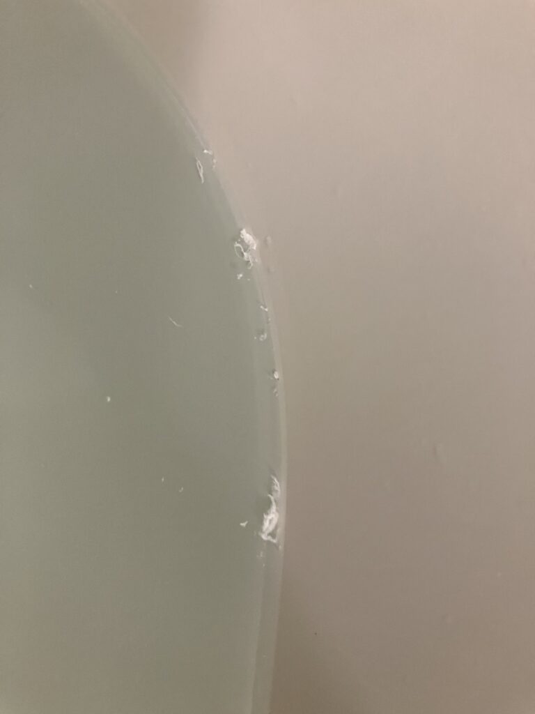 風呂釜配管洗浄で出てきた湯垢